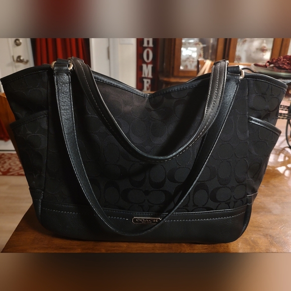 Coach Handbags - Coach Black Signature Park Carrie Tote